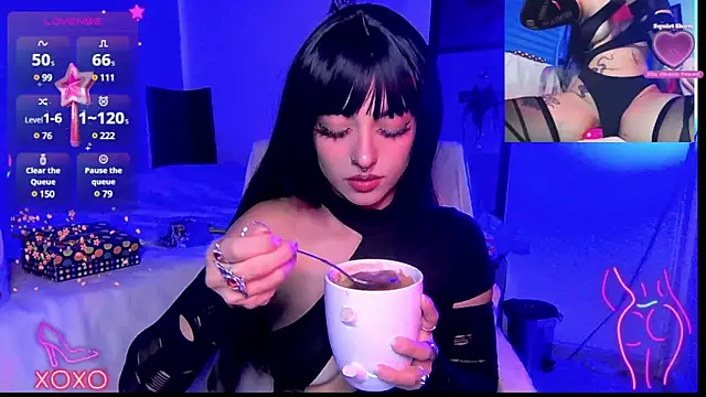 HollyDominic online show from 7, 12, 2024