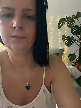 Off  Melonenmandy online show from 6, 5, 2026