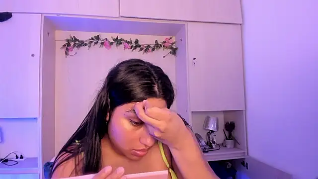 Snapshot of CANDYGABYY chatting on 7, 7, 2026 CANDYGABYY online show from 7, 7, 2026