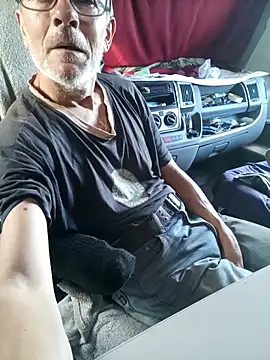 Snapshot of richa22cm chatting on 4, 10, 2025 richa22cm online show from 4, 10, 2025