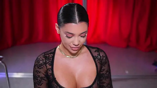 Snapshot of NatyDesiree chatting on 7, 1, 2025 NatyDesiree online show from 7, 1, 2025