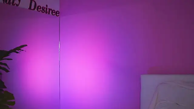 Snapshot of NatyDesiree chatting on 5, 3, 2025 NatyDesiree online show from 5, 3, 2025