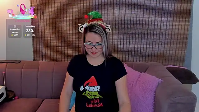 ariana cross online show from 2, 12, 2025