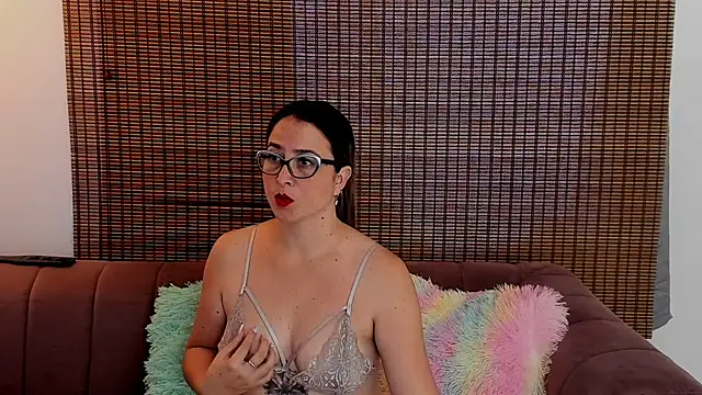 ariana cross online show from 10, 7, 2026