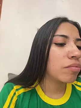 Snapshot of SaritaHot_69 chatting on 24, 12, 2024 SaritaHot 69 online show from 24, 12, 2024