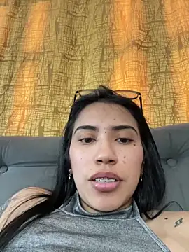 Snapshot of SaritaHot_69 chatting on 17, 3, 2025 SaritaHot 69 online show from 17, 3, 2025