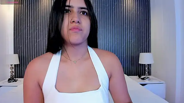 Snapshot of paulina_sweett_ chatting on 17, 6, 2026 paulina sweett online show from 17, 6, 2026