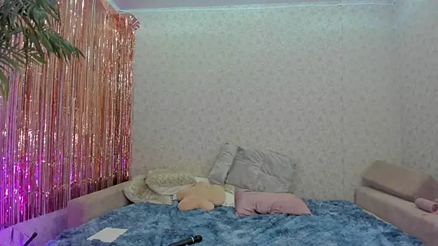 crystalnut online show from 22, 1, 2025