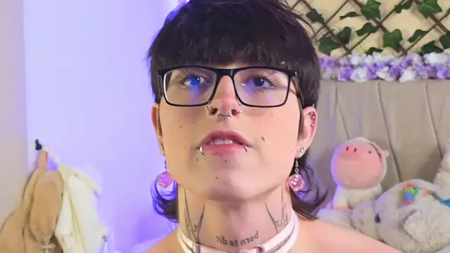 Baby Xian online show from 5, 2, 2025