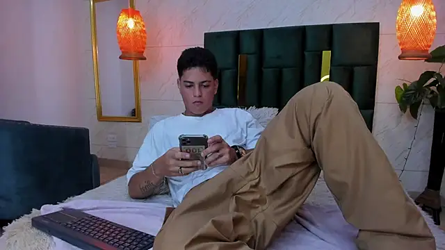 Levy Steve online show from 10, 9, 2025