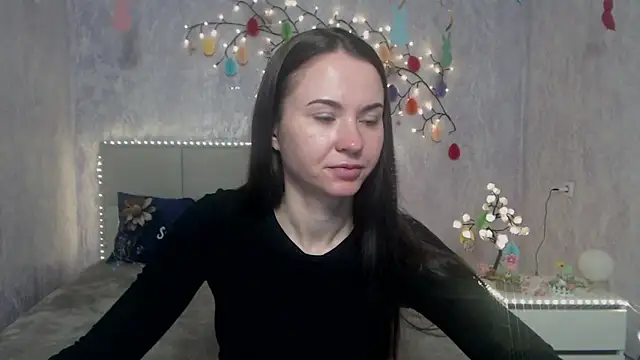 KaraCriegs online show from 11, 4, 2026