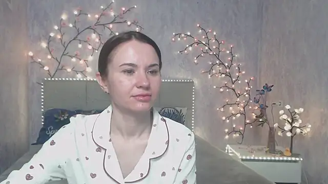 KaraCriegs online show from 28, 4, 2026