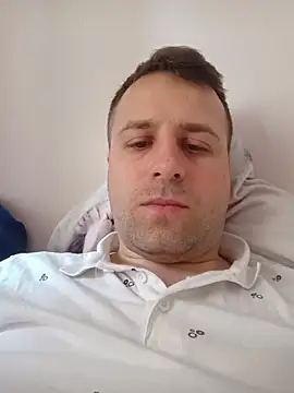 Snapshot of LucianM6 chatting on 22, 3, 2026 LucianM6 online show from 22, 3, 2026