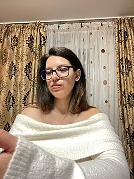 NadiraNoor online show from 3, 5, 2026