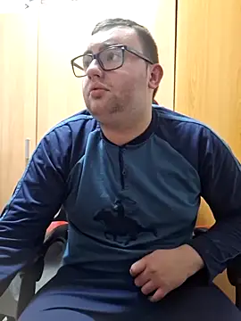 Snapshot of Javier_bear chatting on 19, 3, 2025 Javier bear online show from 19, 3, 2025