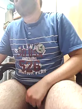 Snapshot of Javier_bear chatting on 19, 10, 2025 Javier bear online show from 19, 10, 2025