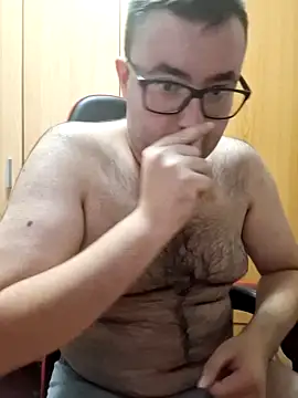 Snapshot of Javier_bear chatting on 20, 10, 2025 Javier bear online show from 20, 10, 2025