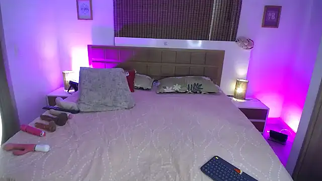 Snapshot of ShanonLe chatting on 9, 12, 2024 ShanonLe online show from 9, 12, 2024