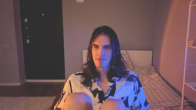 mollymila online show from 4, 5, 2026