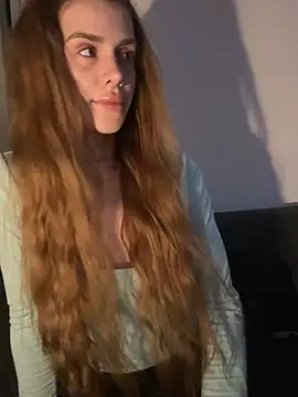 EmiliaCatalina online show from 29, 7, 2026