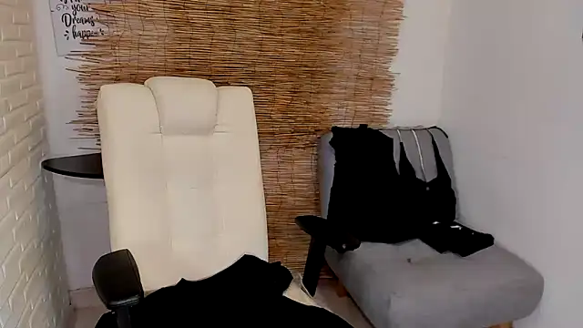 Snapshot of _oliviawilde_1 chatting on 3, 2, 2025 oliviawilde 1 online show from 3, 2, 2025