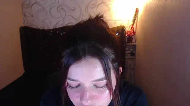 LiaHarryis online show from 15, 3, 2025