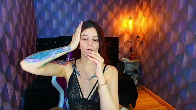 LiaHarryis online show from 28, 4, 2026