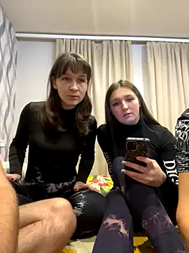 Snapshot of Niht_Angels chatting on 1, 10, 2025 Niht Angels online show from 1, 10, 2025