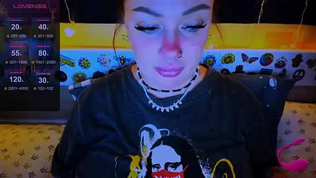 EllieOz online show from 5, 3, 2025