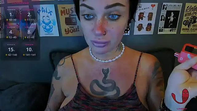 EllieOz online show from 7, 7, 2026