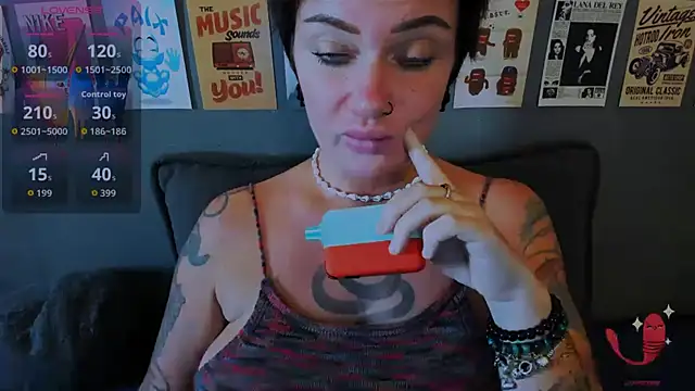 EllieOz online show from 15, 7, 2026