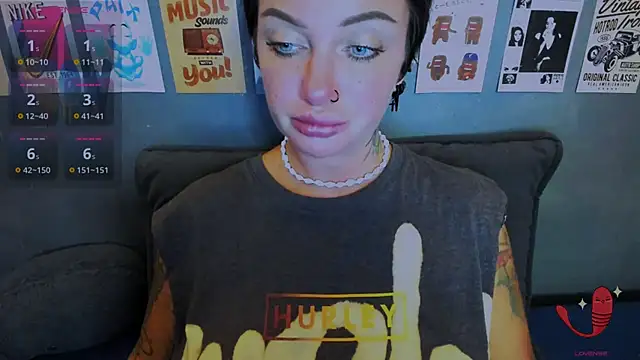 EllieOz online show from 28, 7, 2026