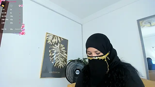 Snapshot of Amina_hafsa chatting on 19, 6, 2026 Amina hafsa online show from 19, 6, 2026