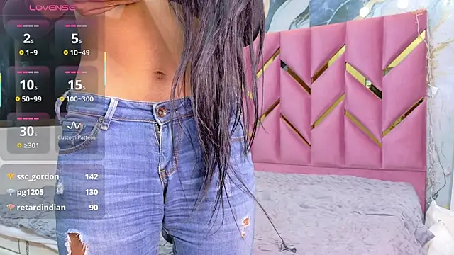 daddyissuesss  online show from 9, 10, 2025