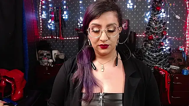 andreafetishx online show from 7, 1, 2025