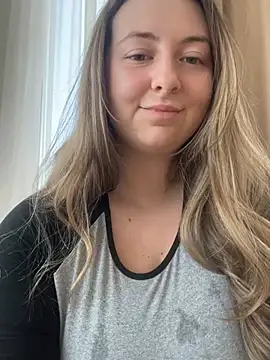 curvyflawless online show from 27, 2, 2025