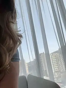 curvyflawless online show from 17, 3, 2025