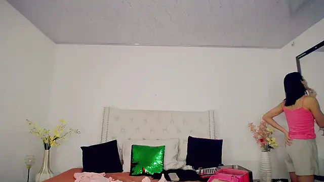 maria camilacms online show from 1, 2, 2025