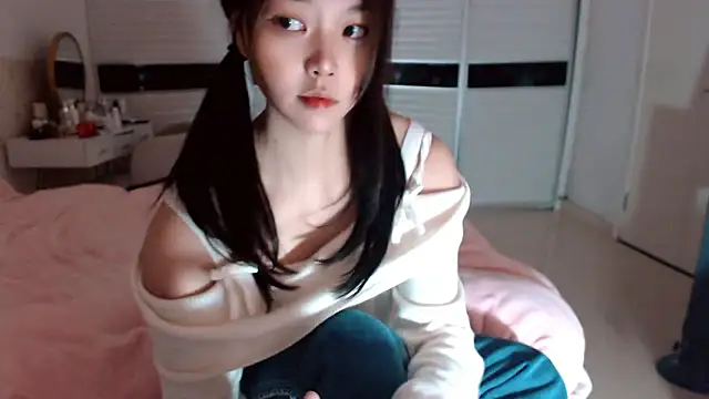 -Lucky Girl online show from 9, 1, 2026