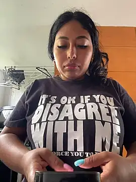 emmyjhonson07 online show from 8, 10, 2025