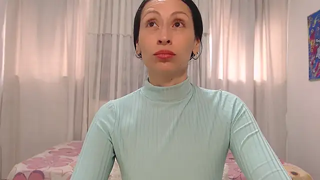 Snapshot of AliceRossi chatting on 13, 3, 2025 AliceRossi online show from 13, 3, 2025