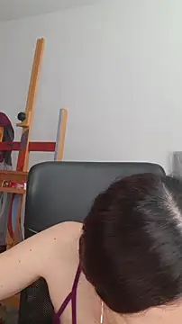 Snapshot of AliceRossi chatting on 12, 11, 2025 AliceRossi online show from 12, 11, 2025