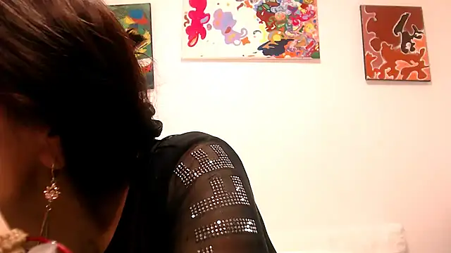 Snapshot of AliceRossi chatting on 24, 11, 2025 AliceRossi online show from 24, 11, 2025