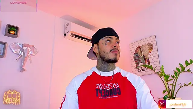 JordanSmiith  online show from 28, 6, 2026