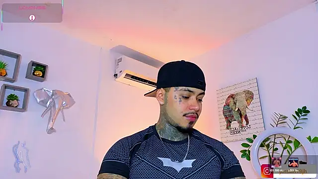 JordanSmiith  online show from 4, 8, 2026