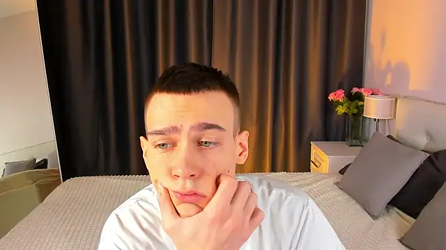 Kevin Kesi online show from 2, 2, 2025