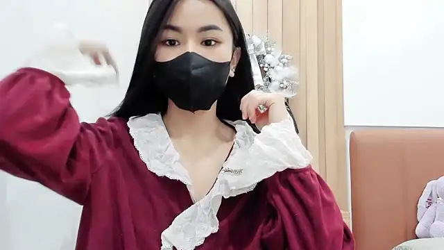 Snapshot of Lita-Julia chatting on 11, 1, 2025 Lita-Julia online show from 11, 1, 2025