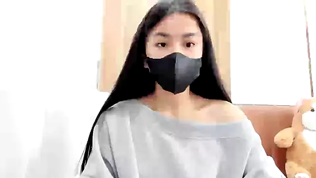 Snapshot of Lita-Julia chatting on 16, 2, 2025 Lita-Julia online show from 16, 2, 2025