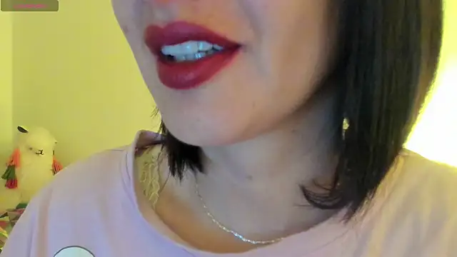 queen fetish online show from 18, 9, 2025