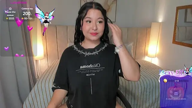 Atenea cuteee online show from 8, 1, 2025